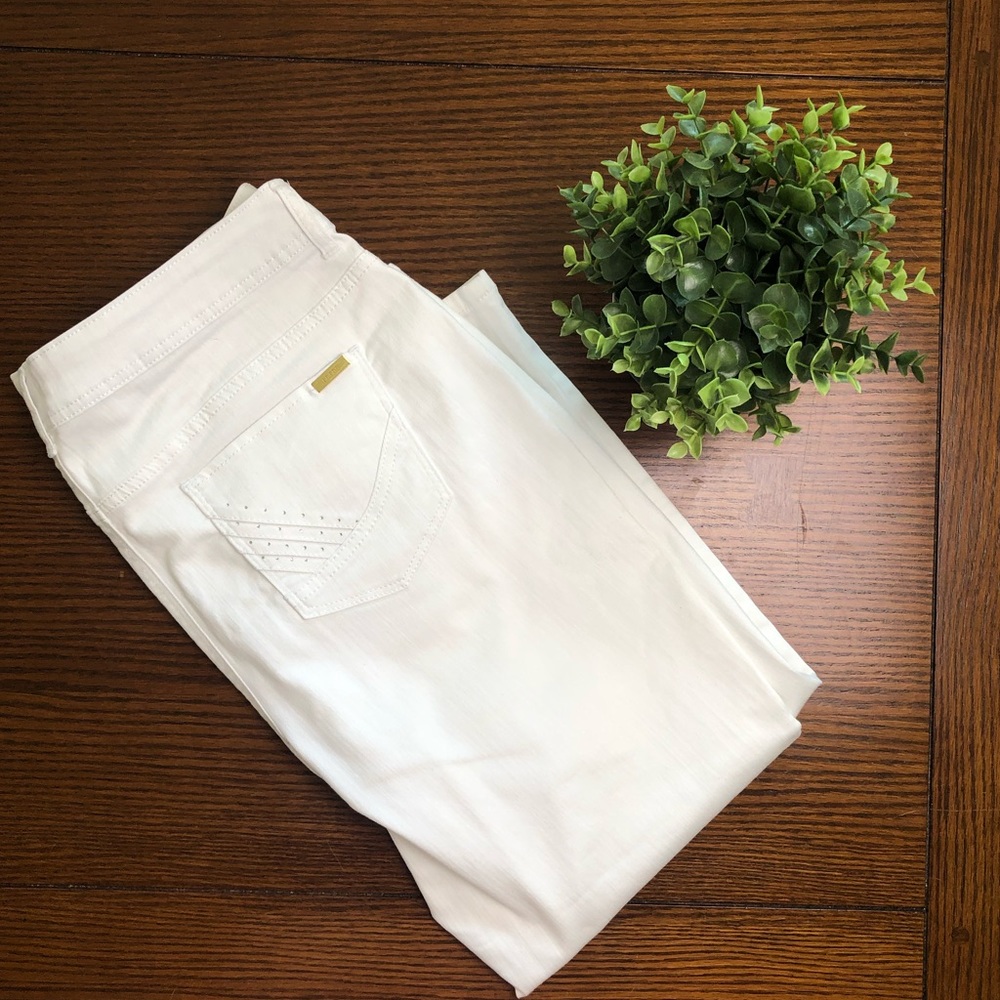 Chico’s So Slimming Crop Pants